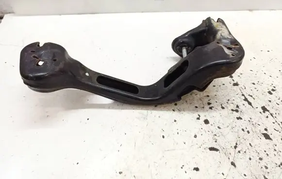 BMW X3 E83 Gearbox mounting bracket