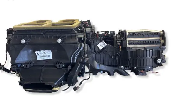 BMW 3 F30 F35 F31 Interior heater climate box assembly 9197710 24540010 2747569