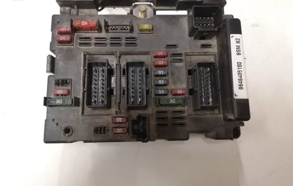 Peugeot 307 Comfort/convenience module 9646405180 20619185