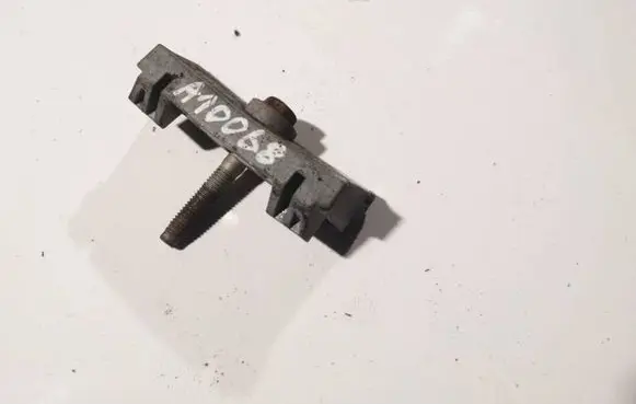 Opel Insignia A Battery bracket 09115187