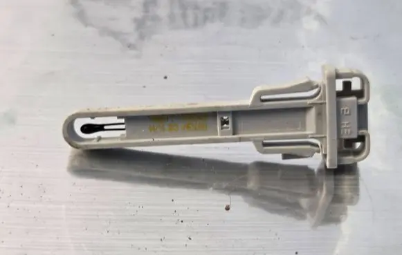 Opel Astra K Interior temperature sensor U9516001 115953428 1006532