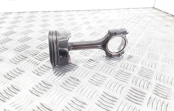 Opel Zafira B Piston with connecting rod 282