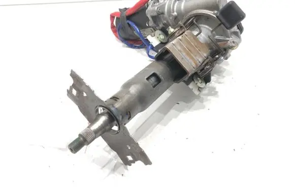Toyota Avensis T250 Power steering pump