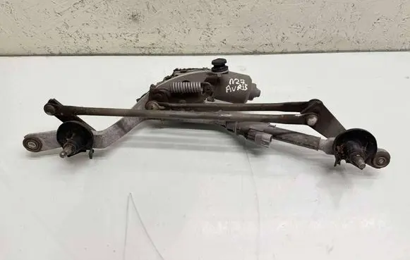 Toyota Auris 150 Front wiper linkage and motor 8511002190