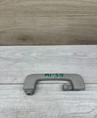 Audi A4 S4 B6 8E 8H Front interior roof grab handle 8E0857607