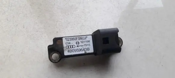 Audi A6 S6 C5 4B Airbag deployment crash/impact sensor 4b0959643b