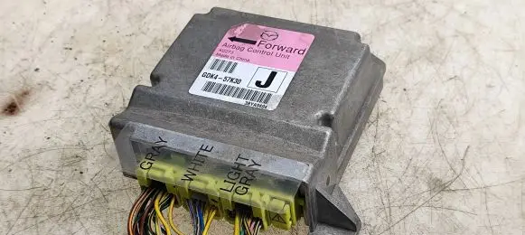 Mazda 6 Airbag control unit/module GDK457K30 3BYA0404 K0273