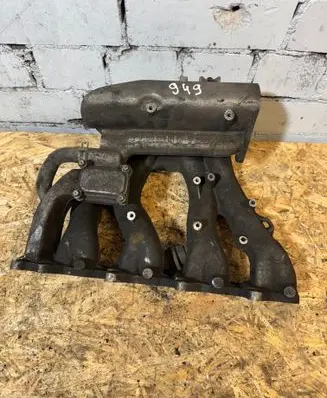 Mercedes-Benz C W202 Intake manifold A6110901537
