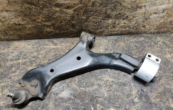 Opel Antara Front lower control arm/wishbone 96819161