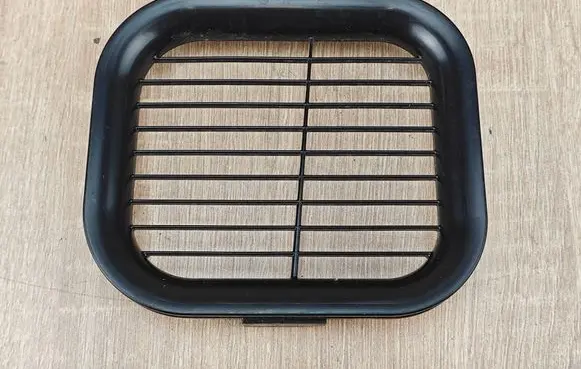 BMW 8 G16 Fender grill 7643298