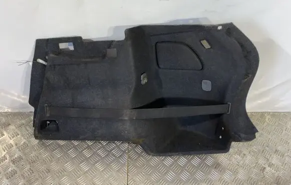 Volvo XC40 Trunk/boot side trim panel