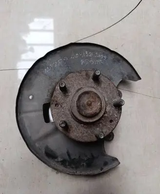 Mazda 6 Rear wheel hub