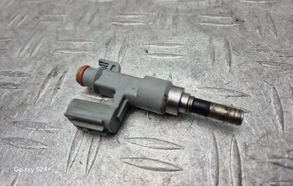 Toyota RAV 4 (XA50) Fuel injector 2325025020