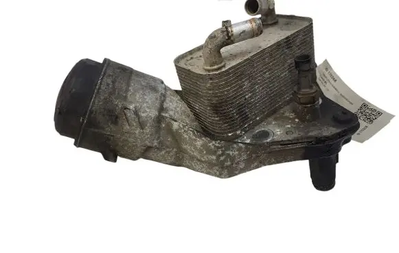 Oil filter mounting bracket