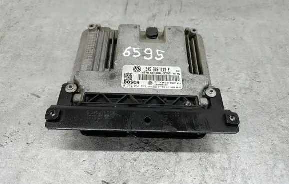 Volkswagen Polo IV 9N3 Engine control unit/module ECU 045906013F