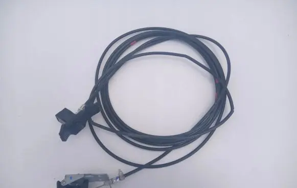 Mitsubishi Pajero Sport II Fuel cap flap release cable 