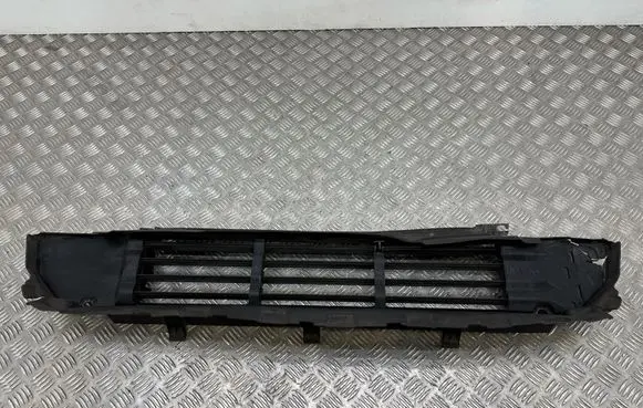 Volvo XC40 Radiator trim 31455424