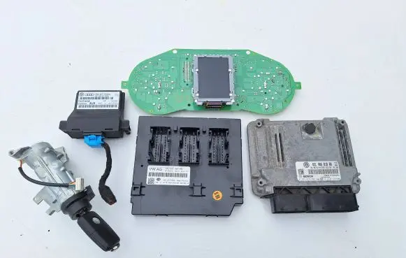 Skoda Superb B6 (3T) Engine control unit/module 03L906018RR 03L906018KH 0281019904