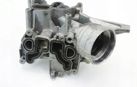 Fiat 500X Oil filter mounting bracket 55261435