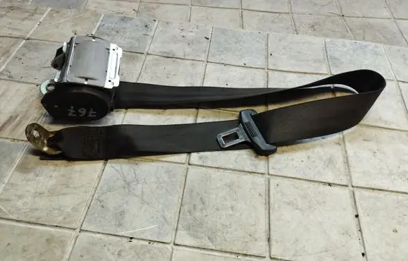 Audi A6 S6 C6 4F Rear seatbelt 4F0857805E