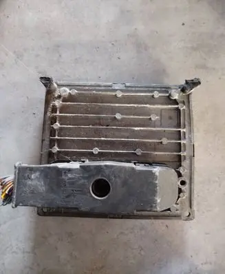 Ford Fiesta Engine control unit/module 6s6112a650gc 6s61-12a650-gc