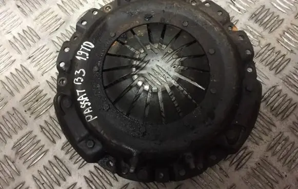 Volkswagen PASSAT B3 Pressure plate 