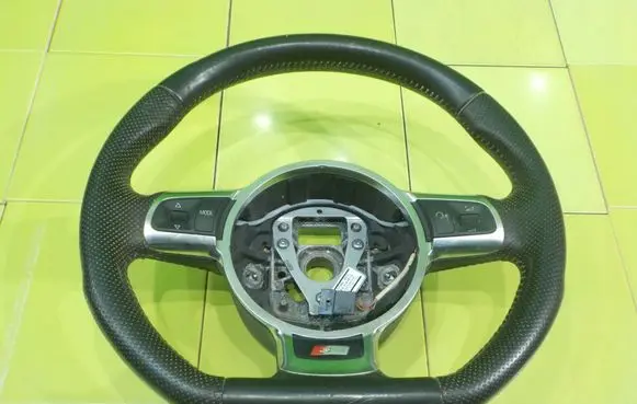 Audi TT TTS Mk2 Steering wheel 8J0419091G 17AB145