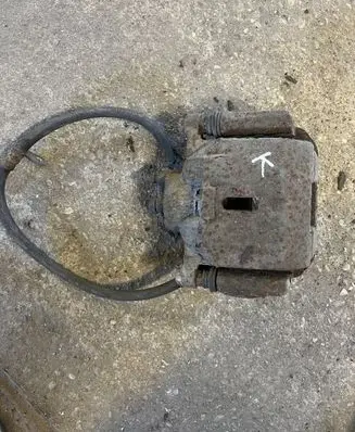 Toyota Yaris Verso Front brake caliper 