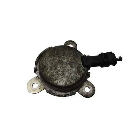 Ford Focus Camshaft vanos timing valve CM5G6M280FA