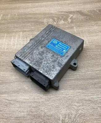 Toyota RAV 4 (XA20) LP gas control unit module DGM59574