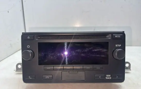 Toyota Yaris Radio/CD/DVD/GPS head unit 861200DC20