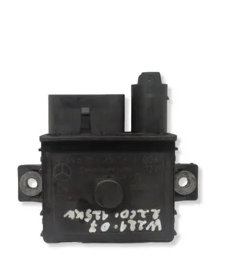 Mercedes-Benz S W221 Glow plug pre-heat relay A6461532579