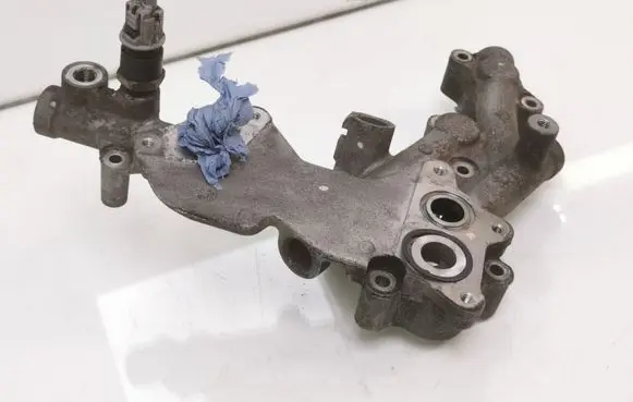 Toyota Avensis T250 other engine part 40174201