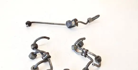 BMW 3 E90 E91 Fuel injector supply line/pipe 
