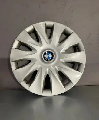 BMW 1 F20 F21 R16 wheel hub/cap/trim 6791806 17812610 PA6M20