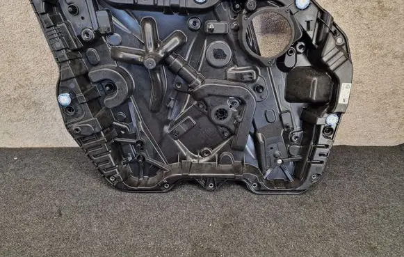 BMW X3 G01 Front window lifting mechanism without motor 7498147