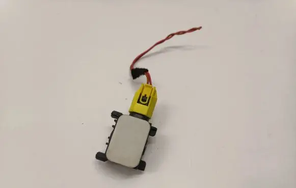 Mercedes-Benz R W251 Airbag deployment crash/impact sensor 0038202826