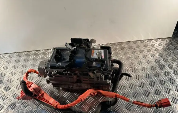 Lexus UX Voltage converter inverter G920076060