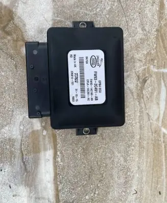 Jaguar XJ X351 Hand brake control module FW932C491AB