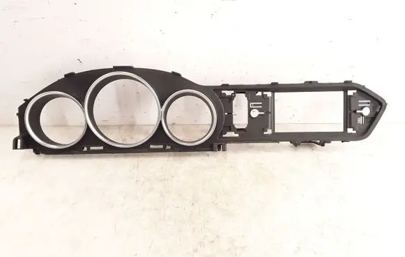 Mercedes-Benz C W204 Dashboard trim A2046890239