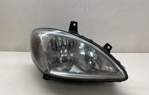 Mercedes-Benz Vito Viano W639 Headlight/headlamp 