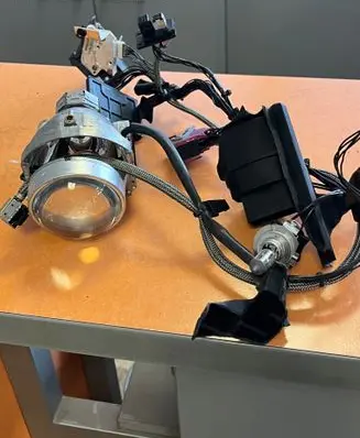Mercedes-Benz B W246 W242 Headlight part 130702003900 10EEG110260 1201120287