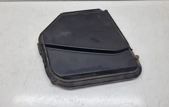 BMW 5 F10 F11 Fuse box cover 7555151
