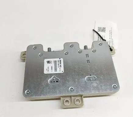 BMW 6 F12 F13 Aerial antenna amplifier 6957348 28009458