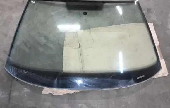 Skoda Yeti (5L) Front windscreen/windshield window 43R00397
