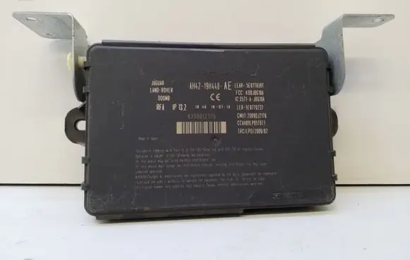 Land Rover Range Rover Sport L494 Keyless (KESSY) go control unit/module AH4219H440AE 5E0770397 3E08B0101
