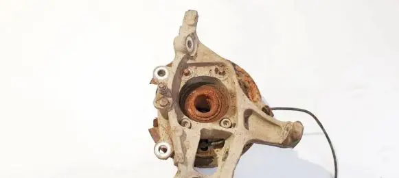 Chrysler Pacifica Rear wheel hub 04743250aa