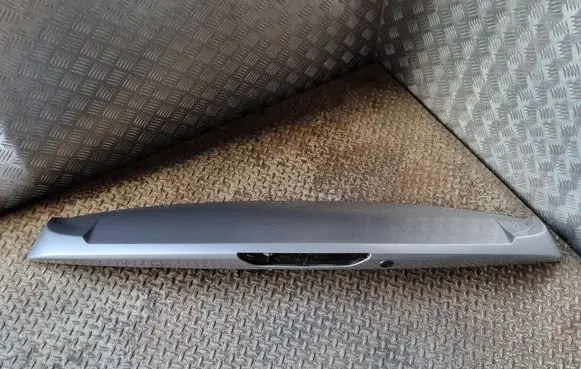Dodge Durango III Tailgate/trunk spoiler 1JM25TRMA