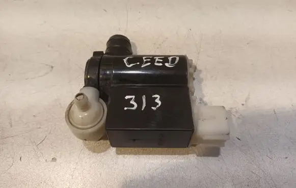 KIA Ceed Windscreen/windshield washer pump 985102V100