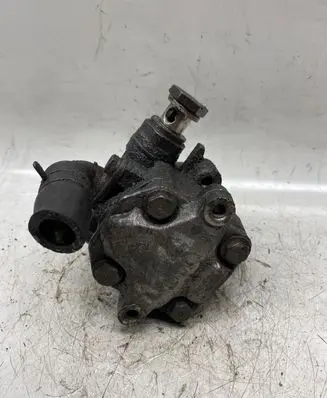 Audi A4 S4 B5 8D Power steering pump